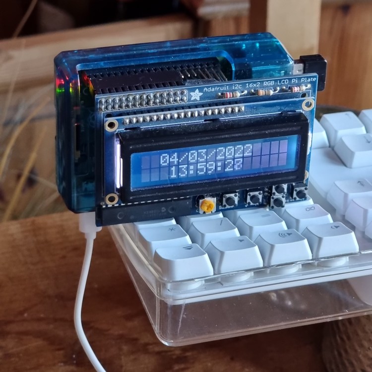 LCD Clock based on a Raspberry Pi 2B
